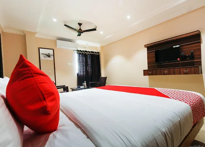 Ssk Greeen Palace Lodge