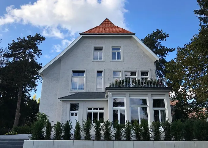 Villa Glanzstoff