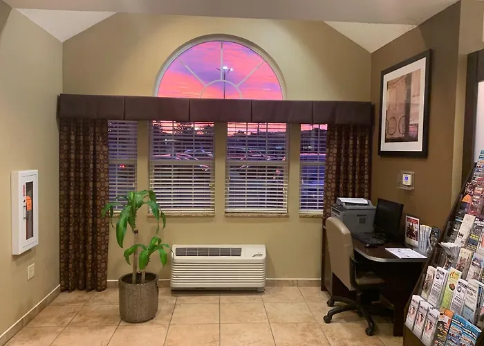 Microtel Inn & Suites-Sayre, Pa