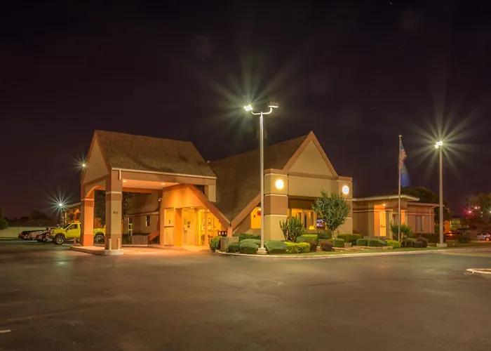 Howard Johnson By Wyndham Oklahoma City Okc Airport, Near Fairgrounds, I40