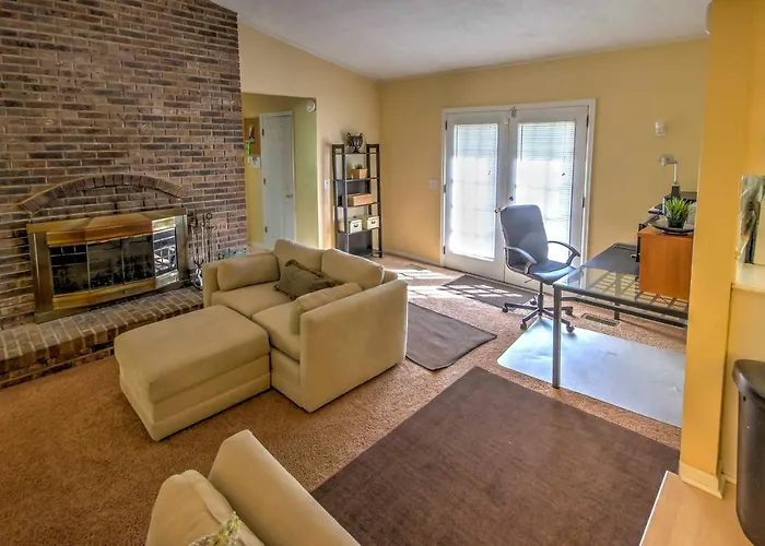 Private Plymouth Hideaway - 13 Miles To Ann Arbor!