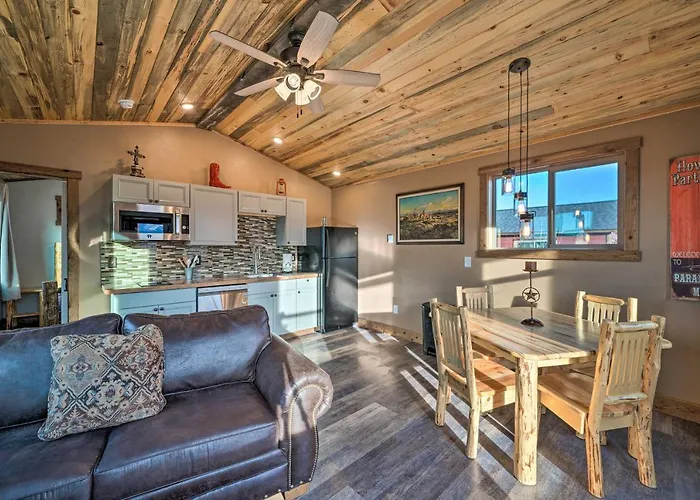 Couples Retreat 1-Hour Drive From Yellowstone Np!