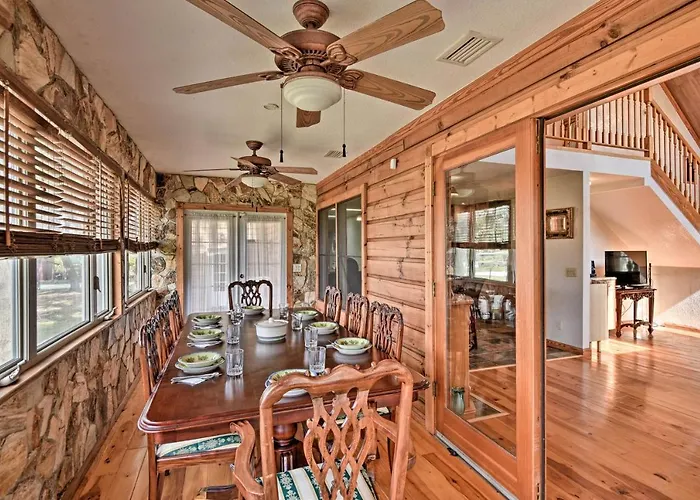Rustic 4Br Farm Retreat Near Sebring Raceway