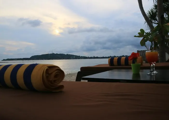 Sunset House Gili Meno