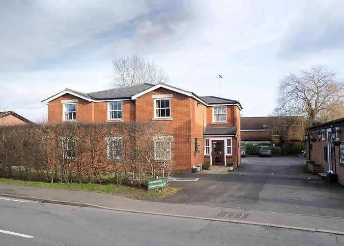 The Emmbrook Inn Hotel