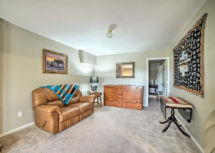 Walkout Apartment W/ Mtn View On Cortez Ranch