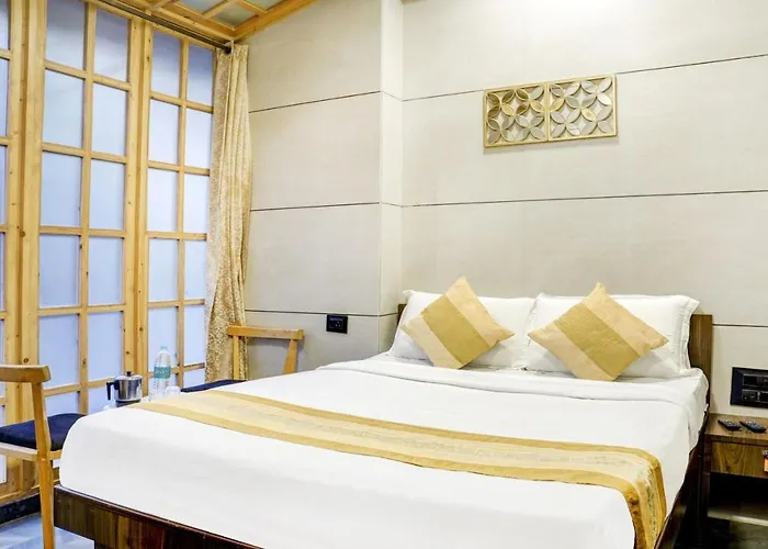 Hotel Rooms Dadar Near Station