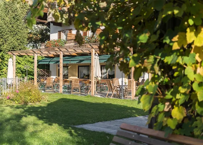 Landhotel Gasthof Zum Loewen