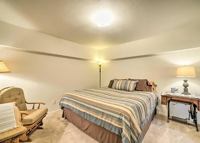 Walkout Apartment W/ Mtn View On Cortez Ranch