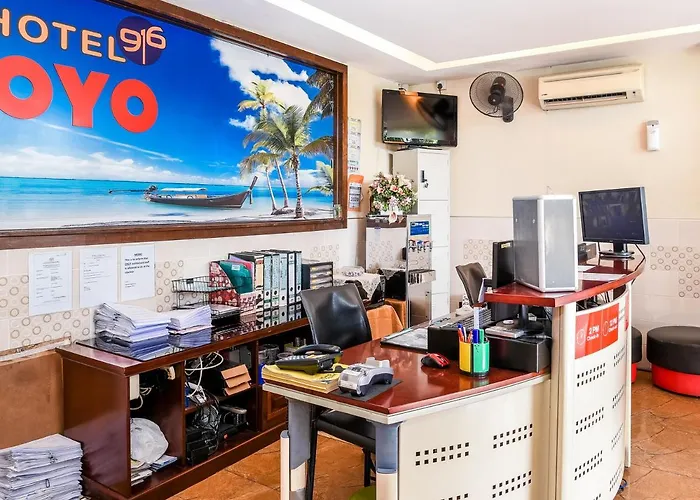 Oyo 44114 Hotel 916