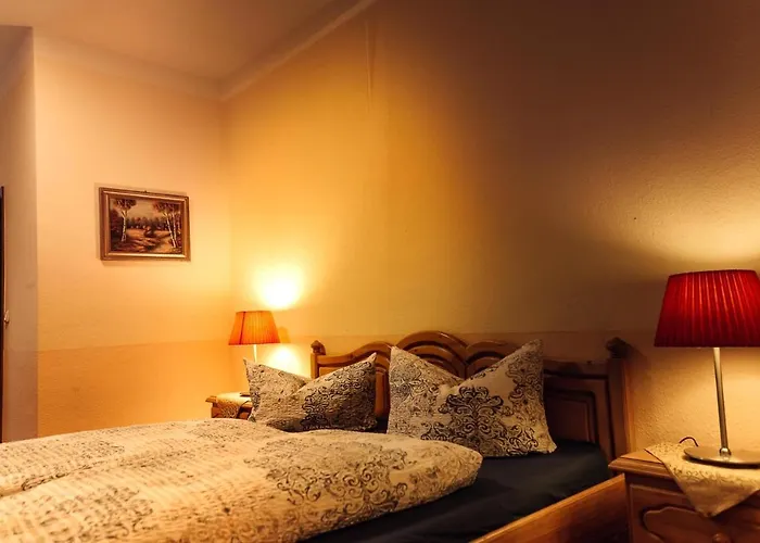 Hotel Und Restaurant Golden Village