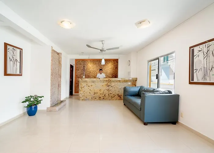 Hotel Yumkiin - Cerca Del Ferry y Terminal ADO