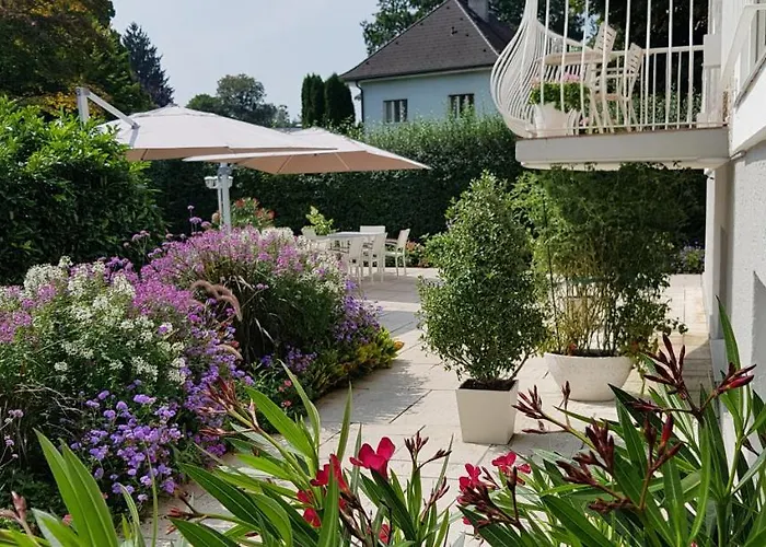 The Little Guesthouse