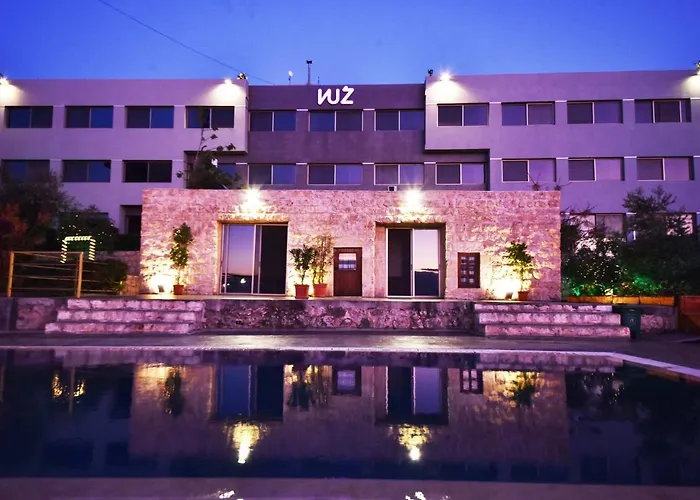 Vu'Z Hotel