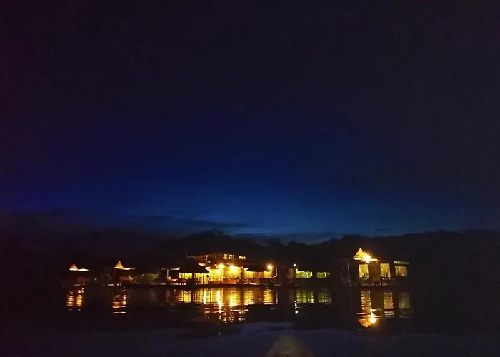 Amazon Oasis Floating Lodge