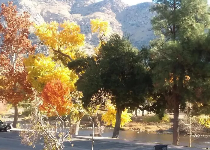 Kern Riverview Inn