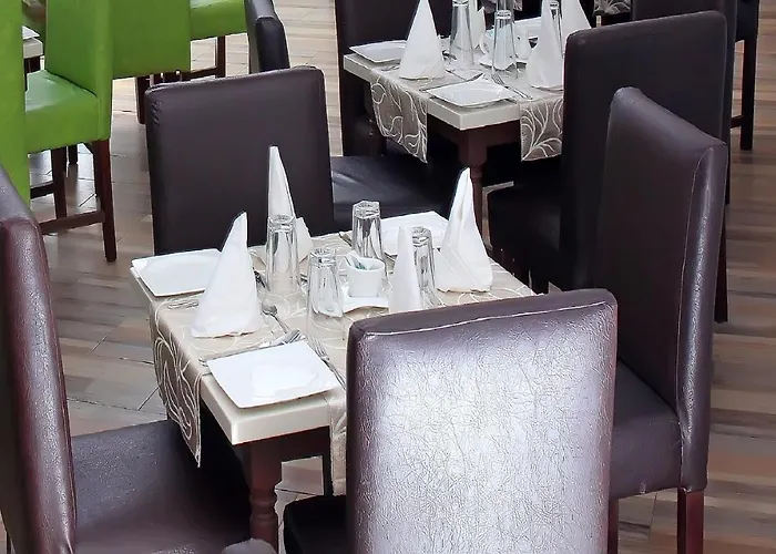 Ivon Suites