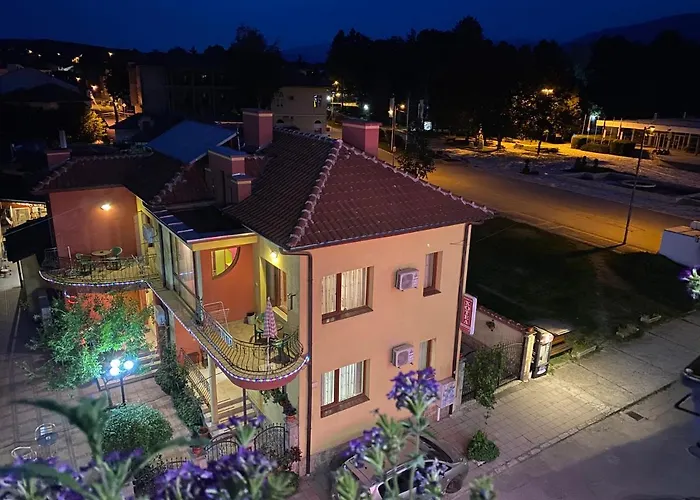 Family Hotel Kavrakovi