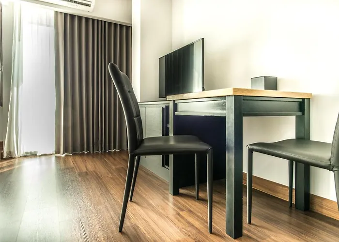 Winner Sriracha Serviced Apartment