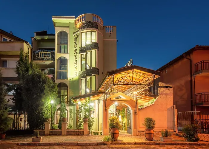 Boryana Hotel